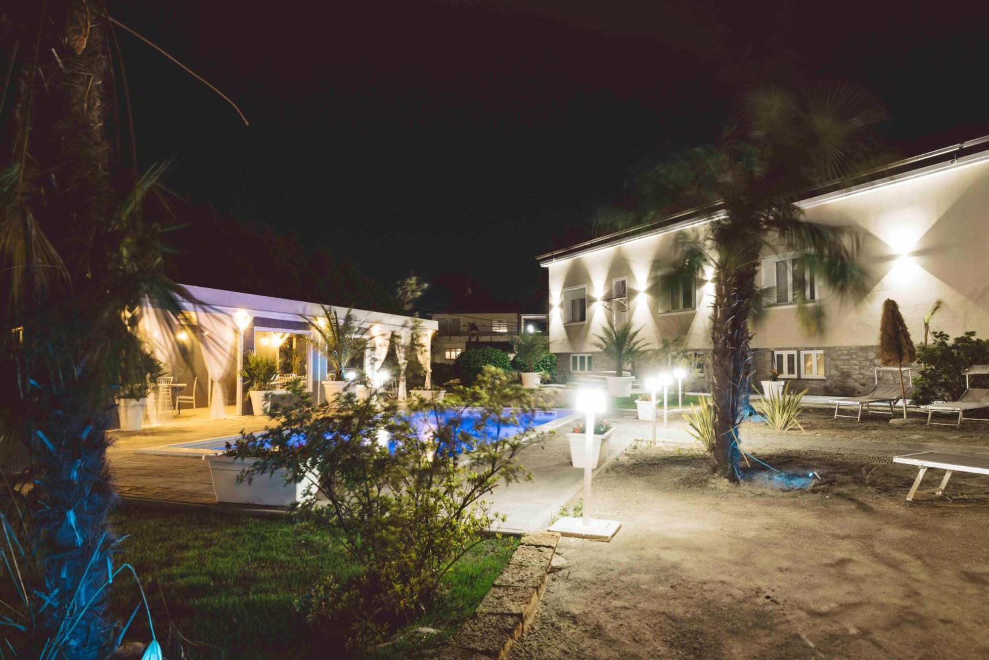 Villa Marchese Lake Maggiore Сомма-Ломбардо Экстерьер фото