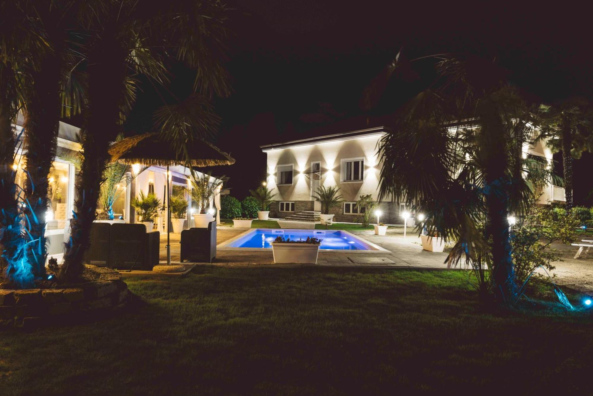 Villa Marchese Lake Maggiore Сомма-Ломбардо Экстерьер фото